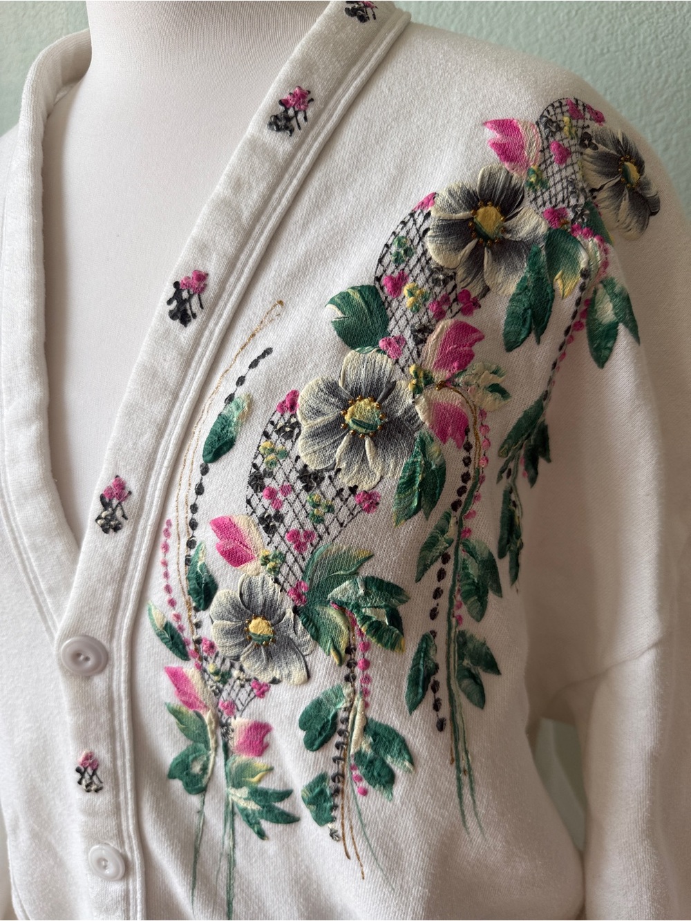 Jerzees Vintage White Cardigan Sweater - Picture 3 of 9